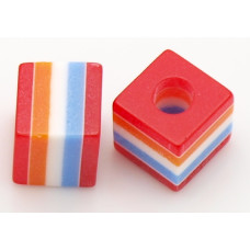 Korálek pryskyřice kostka s proužky  - červená/modrá/oranžová/bílá 5ks
