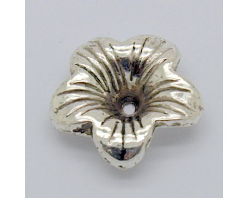 Kaplík květina 17mm - barva stříbrná antik 1ks